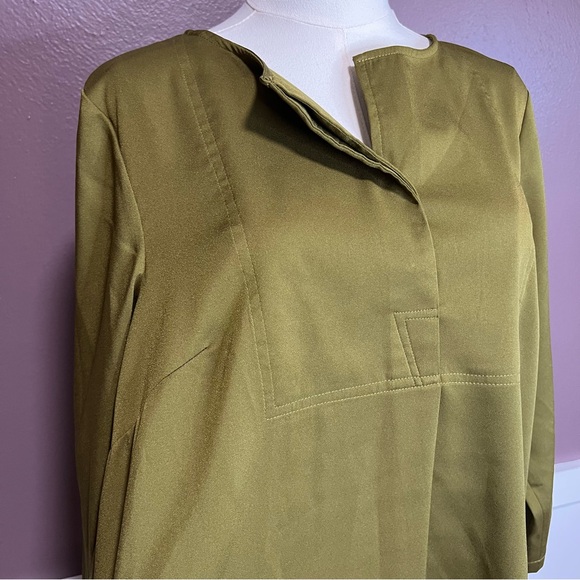 Joan Rivers Olive Green Tunic - Picture 4 of 9